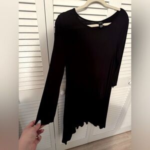 Soft, flowy, rue21 dress with pockets. Mid-length, Size: Medium